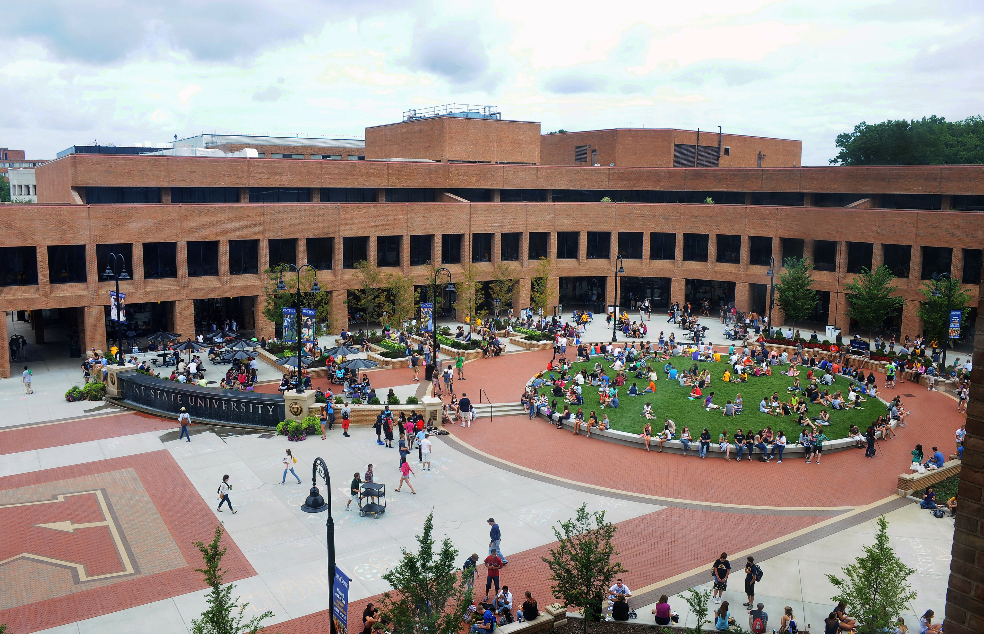 KentStateUnivStudentCtr.jpg