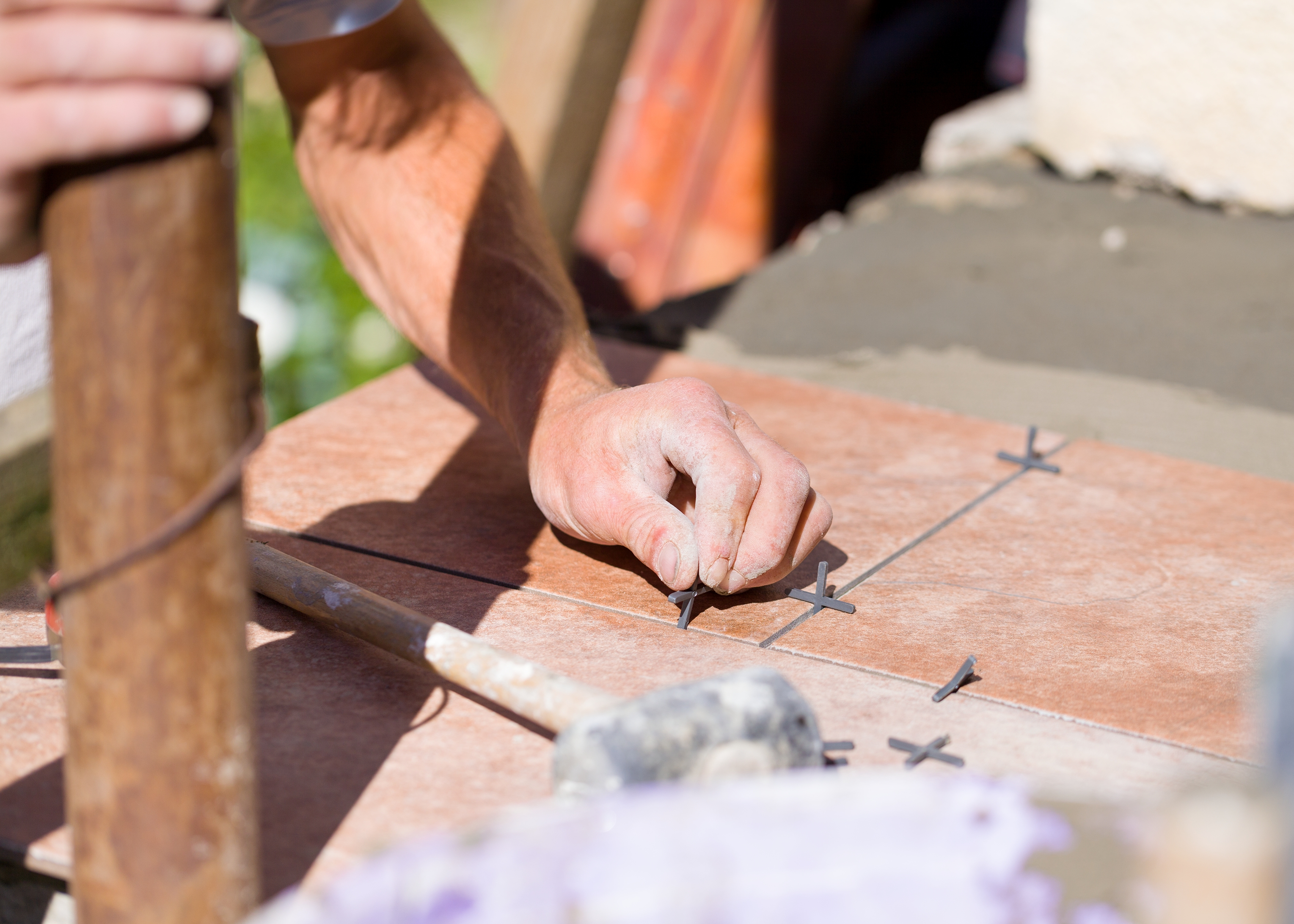 iStock-627198600_Showy manual work.jpg